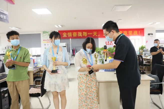 激情時刻！榮耀時刻！