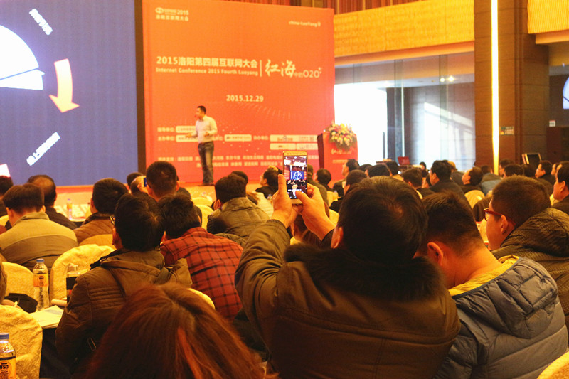 1452321063233445.jpg 黃偉先生2 (2).jpg