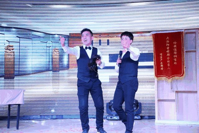 1518401481793273.gif 313.gif