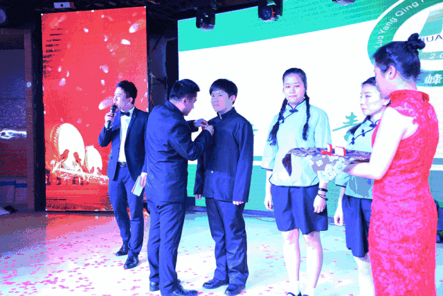 1518401572250785.gif 315.gif